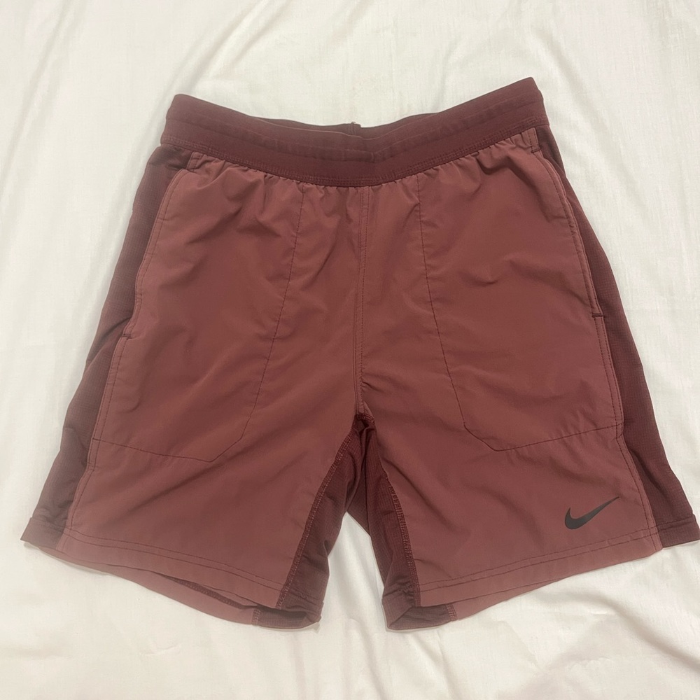 Nike Yoga Short (M)